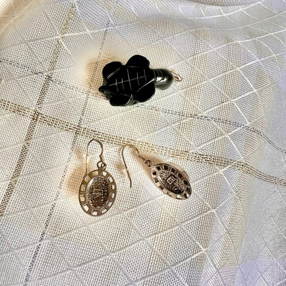 Vintage Native American Jewelry, Earrings and Turtle Pendant, Vintage Jewelry - Picture 5 of 10